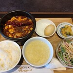 大陸風 - 麻婆豆腐ランチ
            