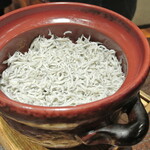 den - シラスの釜炊きご飯