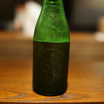 アカ - Alhambra （スペイン産ビール）