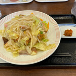 リンガーハット - 長崎皿うどん＋ピリカラ味噌