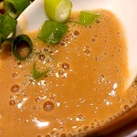 中華蕎麦 とみ田 - レンゲにプース～が入っていかないくらい濃厚