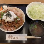 とんかつ武信 - 醤油かつ丼のロース 梅です。（2022年４月）