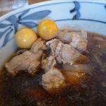 そば処 大和 - 鶏もつせいろのつけ汁の鶏もつ