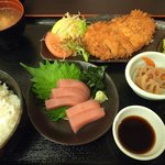 どんぶり 定食の店 まる和 - 