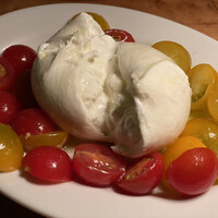 カルネジーオ イースト - 