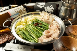 Sukiyaki Shabushabu Dokoro Akitei - 