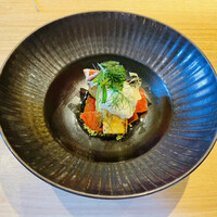 RISTORANTE IL NODO - 春の帆立を使った鮮やかな一皿！