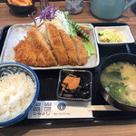 Tonkatsu Hirayoshi - ロースカツ定食
