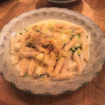 水色食堂 - 四種チーズのクリームソースペンネ