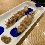 コマツ神田 西口商店街 - 鶏皮串
