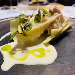 HAGI - ⑥【筍、蛤】
      ★ 蒸し？筍と蛤、蛤のクリームソース