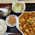 金園美食 - 麻婆豆腐のランチ