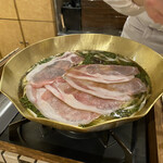 おかもと - 豚肉投入