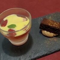 和牛熟成牛とシチリアワイン せいとう 本店 - 