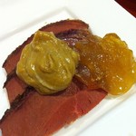 蓮華 - 夜コースのカモ肉のフォアグラペーストと柑橘ジュレ添え