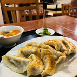 中華料理餃子の屋台 - 