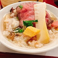 すき焼きと牛まぶし ももしき - 穂付きたけのこと大和牛の彩りまぶし、お茶漬け