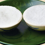 Kanon Tuay (coconut milk mochi)