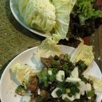 いなかむら - タップ・ワーン1,200円レバーのサラダ