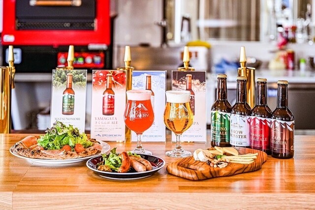 ZAOBREWERY&times;Crang Dining（蔵王ブルワリー&times;クラングダイニング） - 茂吉記念館前（ビアホール）の写真