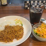 パンダ食堂 - Cランチ　名物のキーマカレー