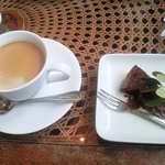 グリーティング - コーヒーとチョコレートケーキ