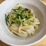 谷川米穀店 - 冷たいうどん小　150円