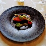 La Cueillette - 
                        オードブル一品目
                        「八ヶ岳湧水鱒 ホワイトアスパラガス 山菜 天豆」