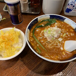 支那麺 はしご 入船店