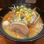 横浜家系ラーメン だるま家3 - 