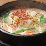 Gomtang soup with lots of vegetables