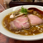 三馬路 東京店 - 醤油そば（大盛り）880＋150。