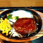 和牛焼肉Wacca - ハンバーグのアップです(^_^;)