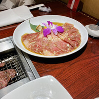 叙々苑 燦々亭 池袋南口ビックリガード店 - 
