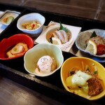 櫓庵治 伊万里店 - 味覚膳