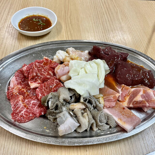 みっちゃん焼肉店 - 料理写真: