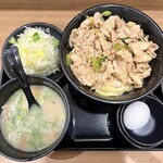 Densetsu No Sutadonya - 豚汁セット（肉増し）1,100円