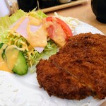 ハッピー - 令和4年4月 ランチタイム
トンカツ定食 700円