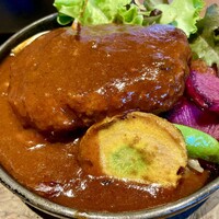 グリル ア ターブル - 煮込みハンバーグランチ1150円