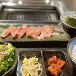 Ushihiki Yakiniku - 