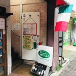 Piccola ROMA - 階段の入口