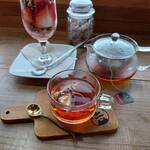 苺や キリト - いちごティーと一緒に、頂きました。("⌒∇⌒")