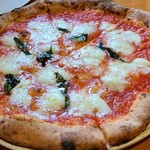 大衆イタリア食堂アレグロ - マルゲリータピザ