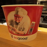 神保町 傳 - 傳タッキーフライドチキン パーティ・バレル 参鶏湯風