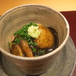 神保町 傳 - 帆立と烏賊、甘海老のお造り、とびっこを塗して 岩海苔の佃煮と酢、葛のソースで