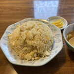 一品香 - えびチャーハンのアップ