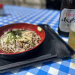 やまびこ茶屋 - 山菜そば（冷）と瓶ビール