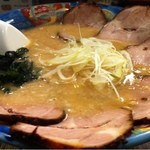 味噌チャーシュー麺