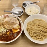 Tsukemen Tetsu - 濃厚麻婆つけめんの大盛り、ミニライス付