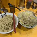 ラーメン二郎 - つけ麺ニンニク野菜マシマシ